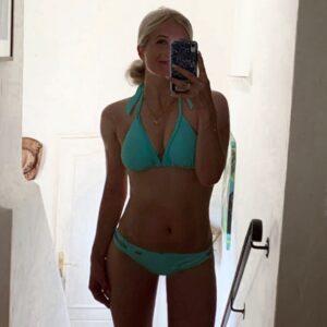 Foto Britt Dekker Deelt Een Spiegelfoto In Bikini Om Aan Te Tonen Hoe