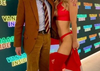 Johan Derksen onthult: VI-trio gepolst voor zéér merkwaardige overstap!