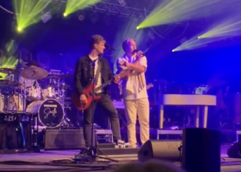 Snelle rekent af met biergooier: ‘’Geloof mij vriend, daar moet jij héél lang voor werken!’’