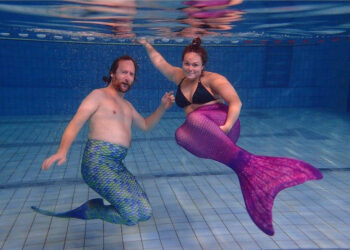 Bedrijfsuitje organiseren? Neem je collega’s mee naar een clinic zeemeermin zwemmen