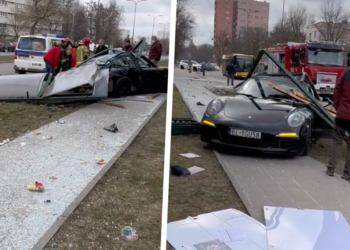 HEFTIGE BEELDEN: Porsche 911 verplaatst bushokje met flinke crash in Polen
