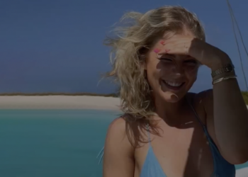 VIDEO: Bikini babe Marijn Kuipers (22) laat ons zweten met haar curvy lichaam op Curaçao!