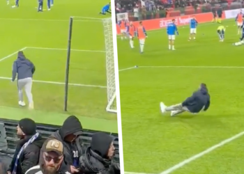 VIDEO: ‘Veldbestormer’ vraagt werkende vriendin op geniale wijze ten huwelijk