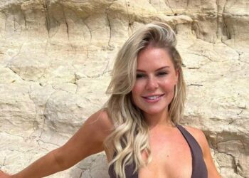 FOTO’S: De TikTok-ster Kelly Mexy met haar zomerse kiekjes op Sint Maarten