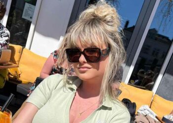 FOTO: Sylvana IJsselmuiden (28) plaatst zonnige terrasfoto in strak truitje op Instagram