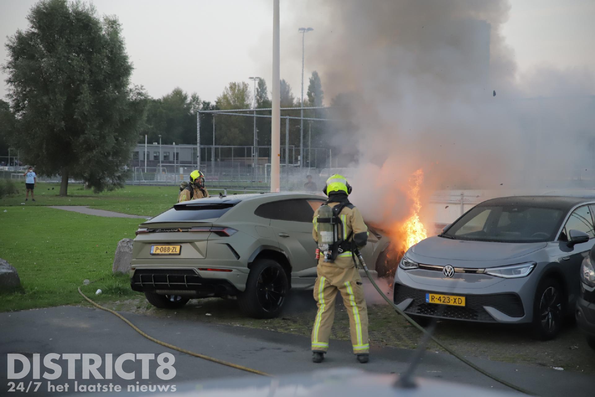 Lamborghini Urus in vlammen