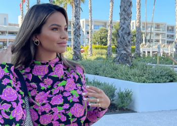 header x monica geuze