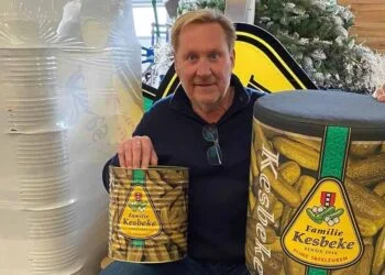 VIDEO: De Augurkenkoning: Het nieuwe kijkcijferkanon van Nederland