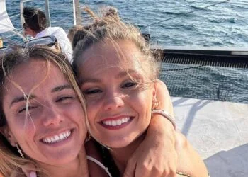 VIDEO: Oranje leeuwin Danielle van de Donk verrast met prachtige bikinifoto