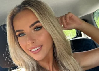 header x lynn Hermanussen