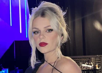 header x davina michelle 12