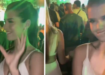 VIDEO: Deze mysterieuze dame steelt met een aantal moves de spotlights in de club