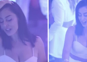 VIDEO: Dame steelt de show met haar moves in een discotheek in Liverpool