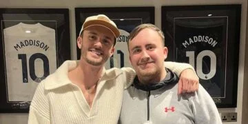 FOTO: Dit is de knappe vriendin van WK darts talent Luke Littler