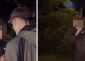 VIDEO: Onverwachtse wending in puberruzie: Jongen verrast met speciale actie