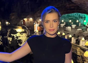 header x victoria vermeer 2