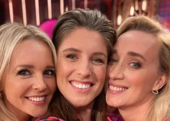 FOTO: Chantal Janzen, Marieke Elsinga en Jinek delen foto waar iedereen vrolijk van wordt