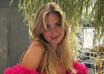 FOTO’S: Roxy Dekker scoort hit na hit en deelt zomerse foto’s