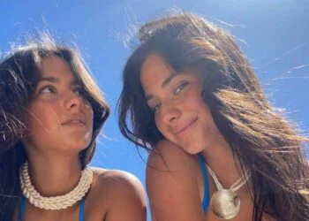 FOTO’S: De Moormann-zusjes zetten Instagram op de kop met gezamenlijke foto’s