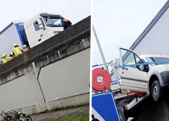 VIDEO: Vrachtwagen duwt busje van de weg na incident op de Belgische snelweg