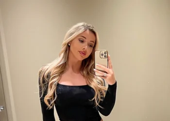 header x emma heesters 21