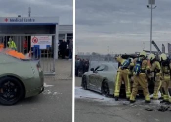 VIDEO: Brute Nissan GT-R van meer dan 1 ton vliegt in de fik in Assen