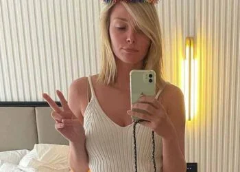 FOTO: Welmoed Sijtsma is op safari en deelt een wilde foto