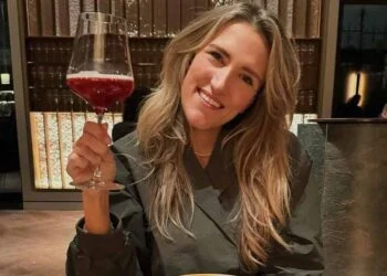 FOTO: Suzan van Suzan en Freek deelt zeldzame bikini-foto op Instagram!