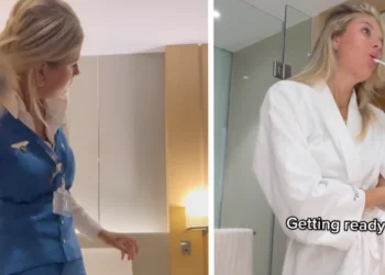 VIDEO: Stewardess Esther Sturrus deelt TikTok-video waarin ze zich klaarmaakt om naar bed te gaan