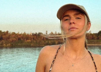 header x lies zhara 22