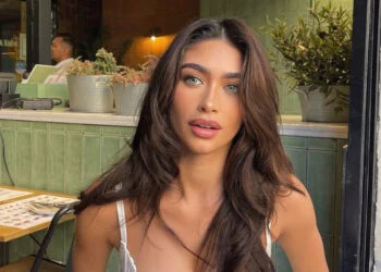 FOTO’S: Shayna Caresse Senior is het leuke vriendinnetje van voetballer Kenzo Goudmijn