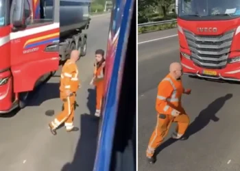 VIDEO: Vrachtwagenchauffeurs raken slaags na discussie op de snelweg