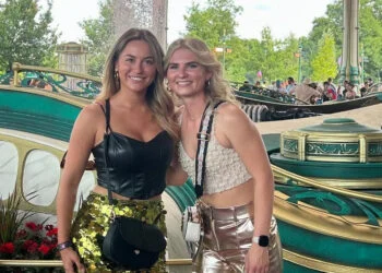 FOTO’S: Dit waren de 5 knapste festivalbabes bij Tomorrowland