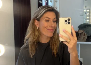 WAUW: NOS-presentatrices Saïda Maggé en Malou Petter delen een leuke backstage-foto