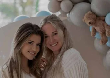 Jade Anna Kenneth Taylor1