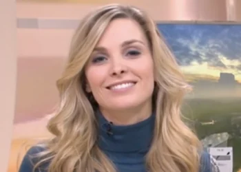 OEPS: Dit gifje van presentatrice Welmoed Sijtsma gaat viral op social media