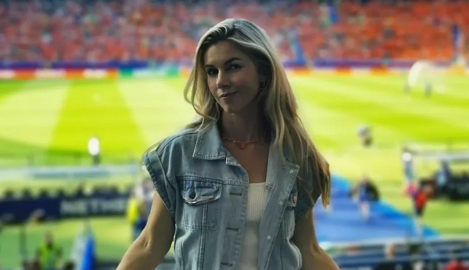 Anouk Hoogendijk7