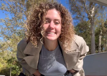 EMMA deckers omsalg4