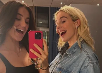 OEF: Iris Enthoven blikt terug op haar strakke lichaam van vóór de zwangerschap