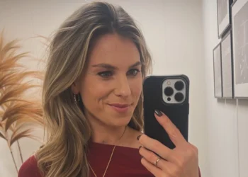 FOTO: Helene Hendriks en Maddy Janssen delen spontane backstage-selfie