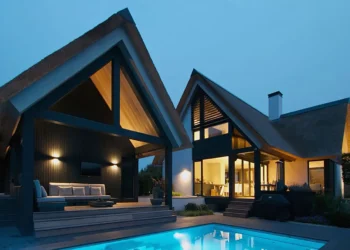 FOTO’S: Dit is de exclusieve villa van dartslegende Michael van Gerwen in Vlijmen (1,2 miljoen)