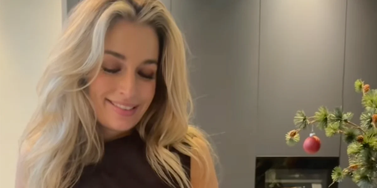 header x shelly sterk