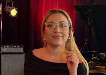 FOTO: Foto van Amy Vol maakt ‘nieuw imago’ van OG3NE snel duidelijk