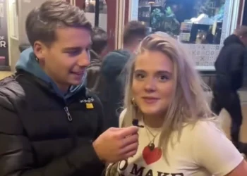VIDEO: Vlogger in Groningen stelt voorbijgangers de ultieme vraag “Waar voor het eerst?”