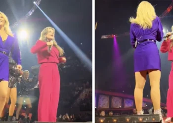 VIDEO: Chantal Janzen en Tina de Bruin laten moves zien op het podium