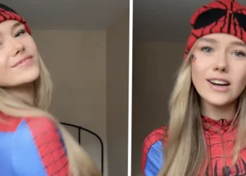 VIDEO: De Brabantse Vieve doet dansjes in een Spiderman-pak bij carnaval