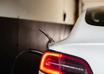 Laadpas kiezen in 2025? Daarom gaan steeds meer mannen voor MoveMove