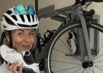 VIDEO: Wielrenster Tereza maakt wielrennen kijken wel weer leuk