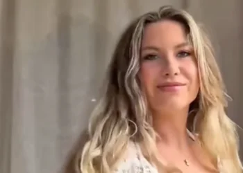 VIDEO: Jessie Jazz Vuijk verhit Instagram met pikante Hunkemöller-video