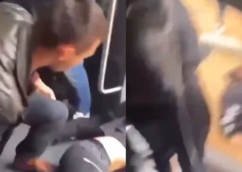 VIDEO: Jongens veroorzaken chaos in tram in Amsterdam – Medepassagier grijpt in genadeloos in